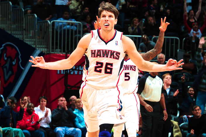 Kyle Korver returns to Hawks … but not as a player